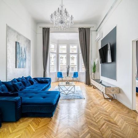 Andrassy Grandeur With Indoor Parking Appartement Boedapest Buitenkant foto